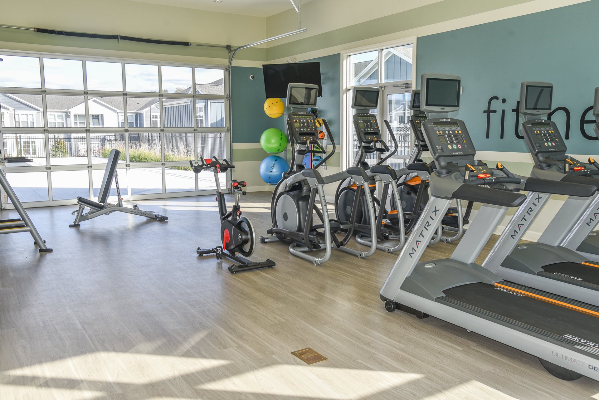 Photos of Springs at Knapp's Crossing in Grand Rapids, MI